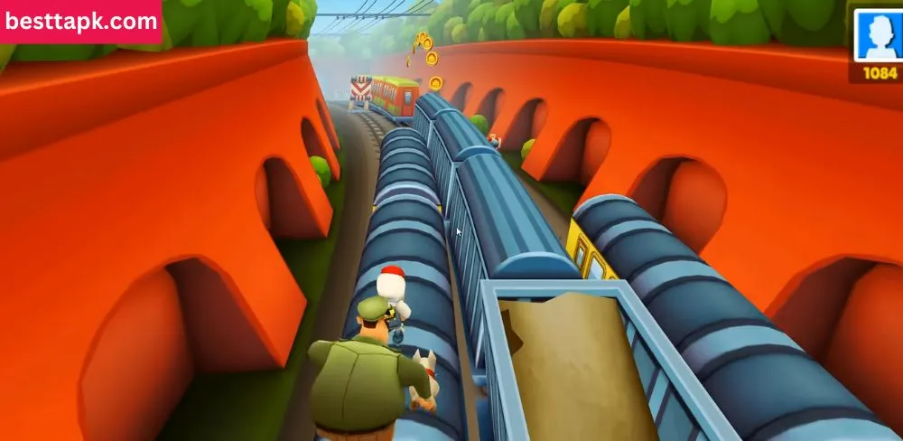 Player run on the train in Subway Surfers